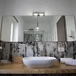 Sorahnia - Design House לינה וארוחת בוקר