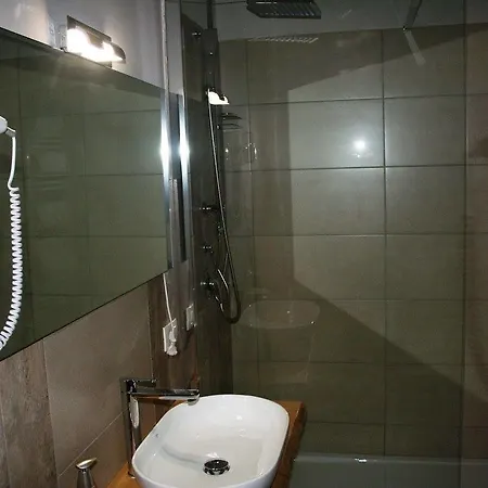 Sorahnia - Design House Bed & Breakfast 4*
