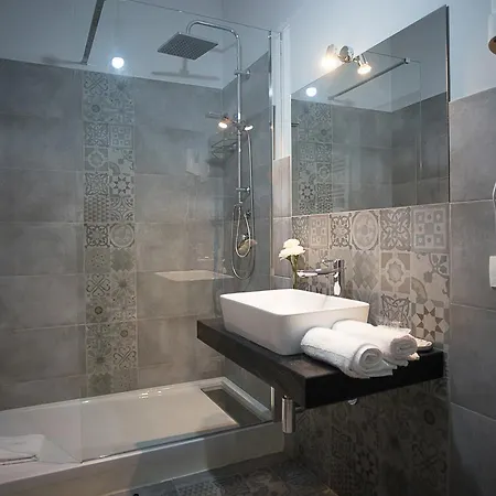 Sorahnia - Design House 4*